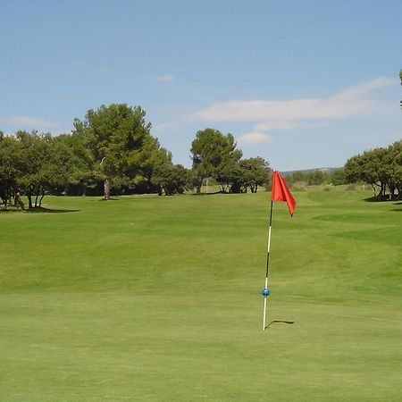 Madame Vacances - Residence Du Golf D'Armagnac 에오즈 객실 사진