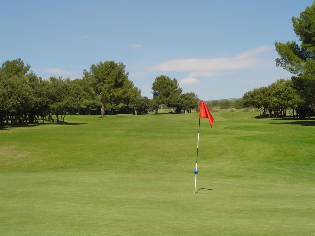 Madame Vacances - Residence Du Golf D'Armagnac 에오즈 객실 사진